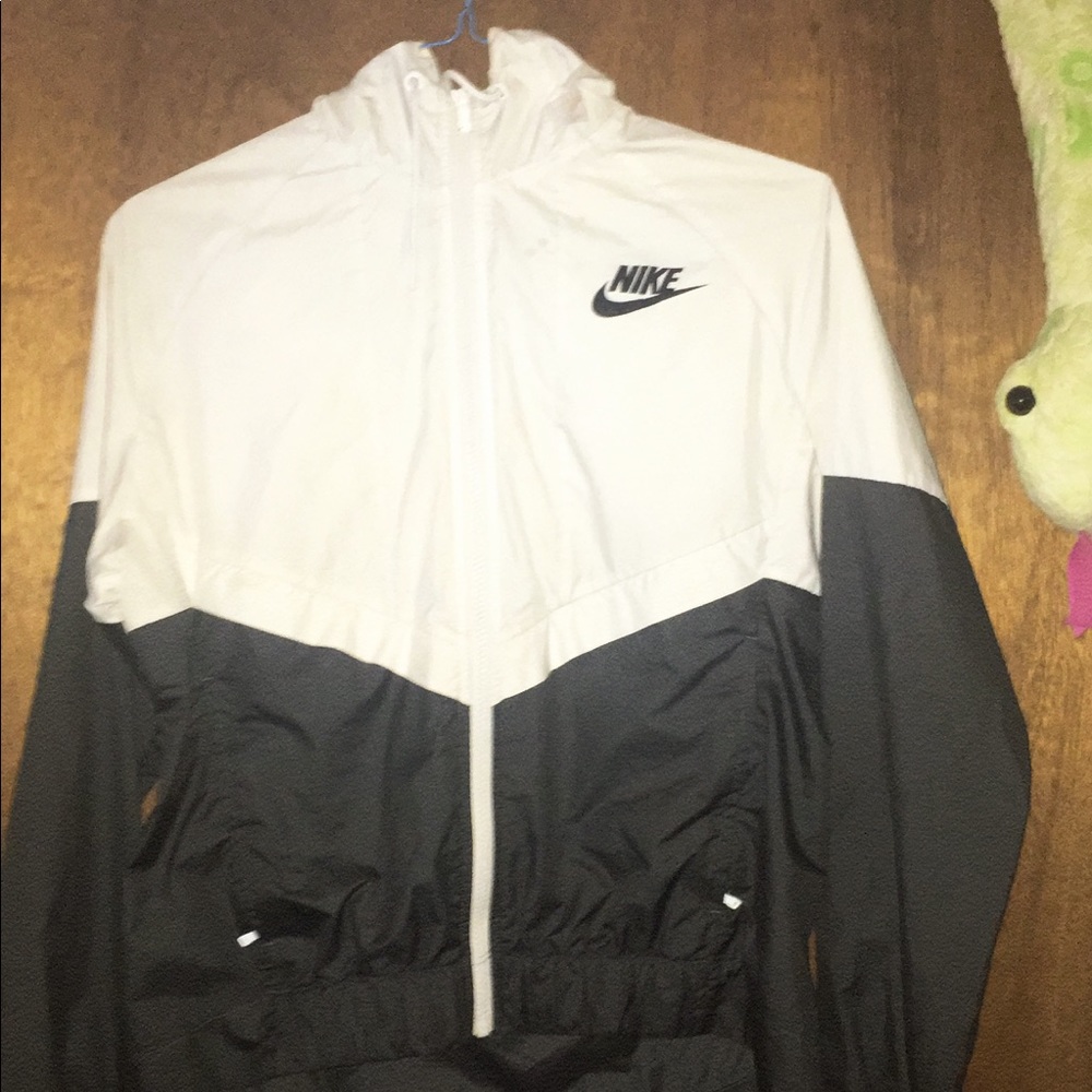 White and Black Women’s Nike Windbreaker